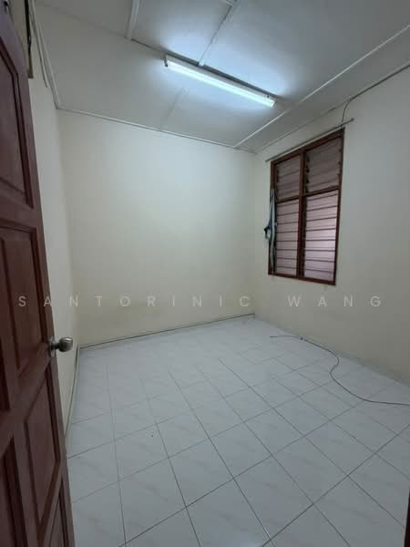1.5-storey Terraced House for Sale in Taman Suria (Johor Bahru) - Santorinic Wang - Interior - PropertyGuru.com.my