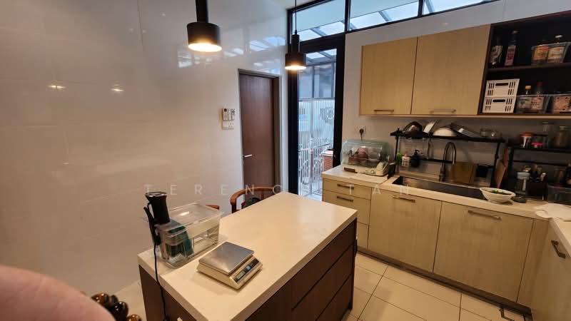 Semi-Detached House for Sale in Taman Ponderosa (Johor Bahru) - Terence Tan - Kitchen - PropertyGuru.com.my