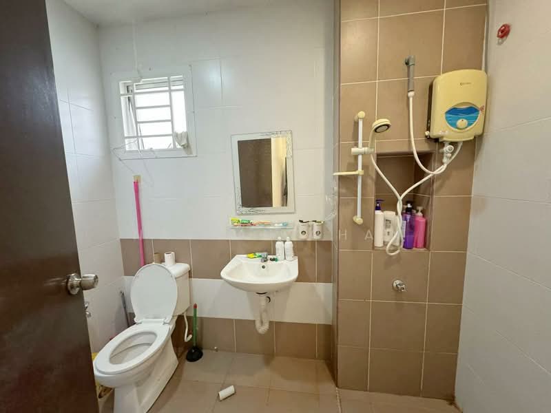 2-storey Terraced House for Sale in Taman Seri Austin (Tebrau) - Nathan Chan - PropertyGuru.com.my