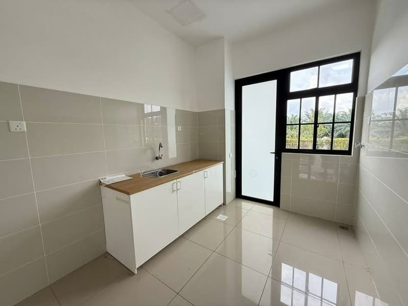 Rumah Teres 2-Tingkat untuk Disewa di Eco Botanic (Iskandar Puteri (Nusajaya)) - YC Fung - Kitchen - PropertyGuru.com.my