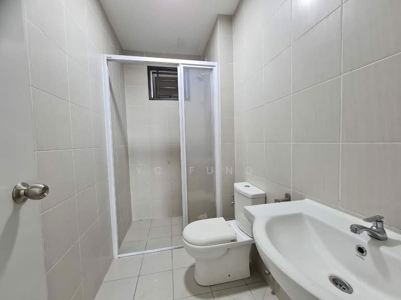 Kediaman Servis untuk Disewa di Meridin Bayvue @ Sierra Perdana - YC Fung - Bathroom - PropertyGuru.com.my
