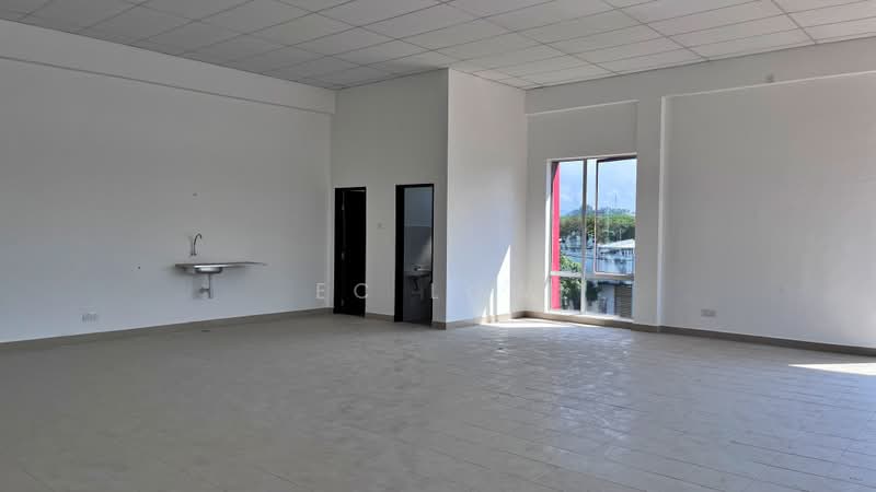 Kilang Berkembar untuk Dijual di Nilai (Nilai) - EC Low - Interior - PropertyGuru.com.my