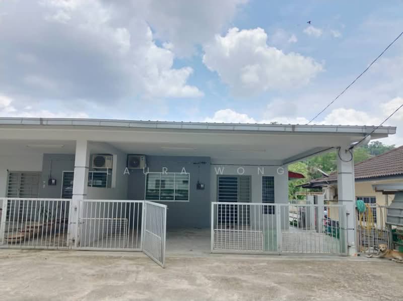 1-storey Terraced House for Rent in Bandar Ainsdale (Seremban) - Laura Wong - Exterior - PropertyGuru.com.my