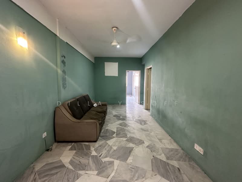 Apartment for Sale at Pangsapuri Seri Mawar - DILLA YUSOFF - Living Room - PropertyGuru.com.my