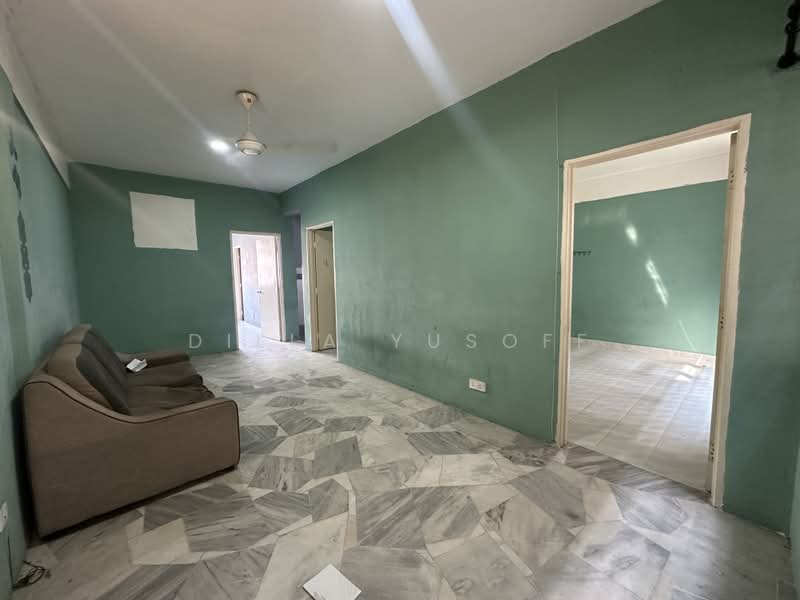 Apartment for Sale at Pangsapuri Seri Mawar - DILLA YUSOFF - Living Room - PropertyGuru.com.my