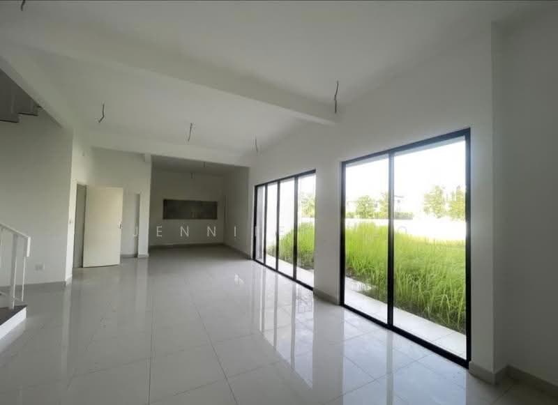 Rumah Berkembar untuk Dijual di Bandar Gamuda Gardens (Rawang) - Jennifer Teo - Living Room - PropertyGuru.com.my