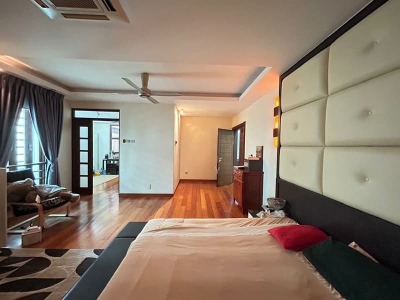 Bungalow House for Sale in Subang Heights (Subang Jaya) - Lai YK - Bedroom - PropertyGuru.com.my