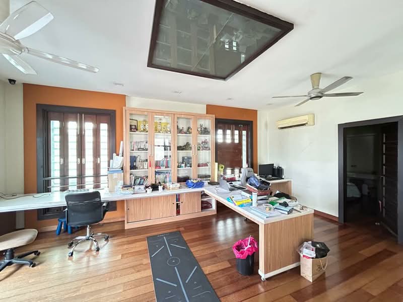 Bungalow House for Sale in Subang Heights (Subang Jaya) - Lai YK - Study - PropertyGuru.com.my
