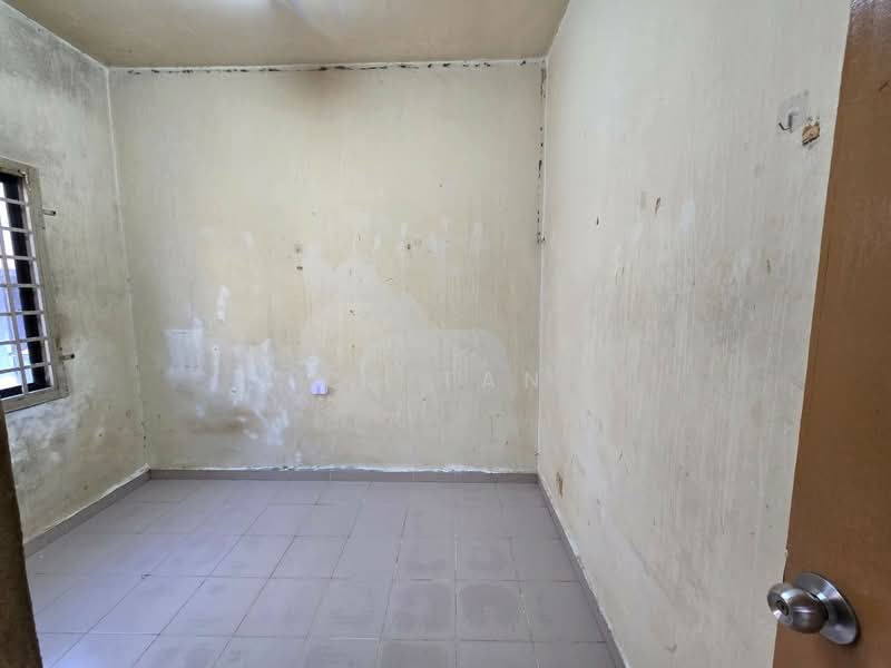 2-storey Terraced House for Sale in Bandar Baru Permas Jaya (Permas Jaya) - CS Tan - Interior - PropertyGuru.com.my