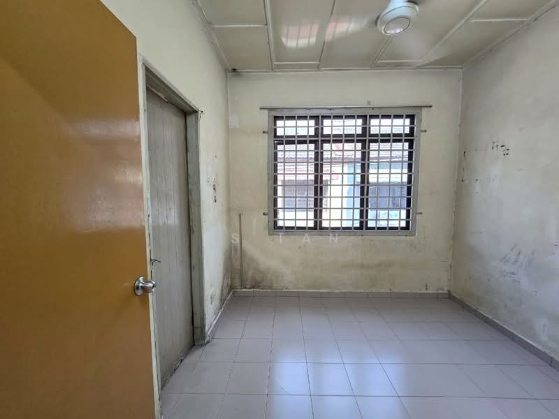 2-storey Terraced House for Sale in Bandar Baru Permas Jaya (Permas Jaya) - CS Tan - PropertyGuru.com.my