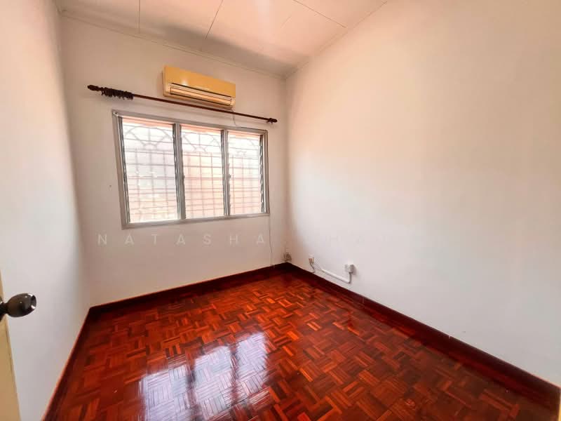 Rumah Teres 2-Tingkat untuk Dijual di Usj 22 (Subang Jaya) - Natasha Shadan - Bedroom - PropertyGuru.com.my