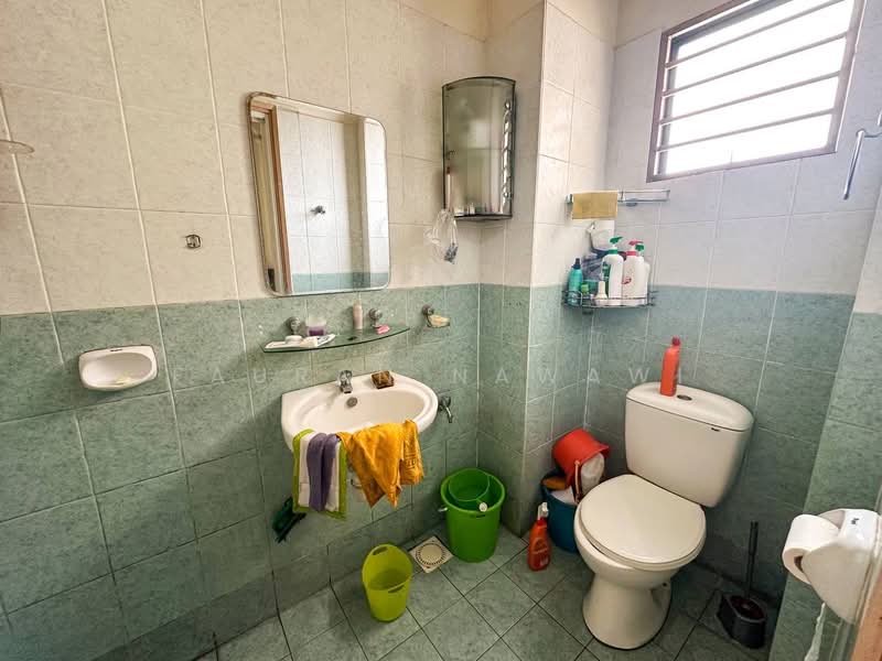 Pangsapuri untuk Dijual di Pangsapuri Permai Puteri - Fauran Nawawi - PropertyGuru.com.my