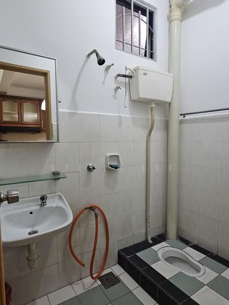 Rumah Teres untuk Dijual di Bandar Mahkota Cheras (Cheras) - Stella Lee - Bathroom - PropertyGuru.com.my