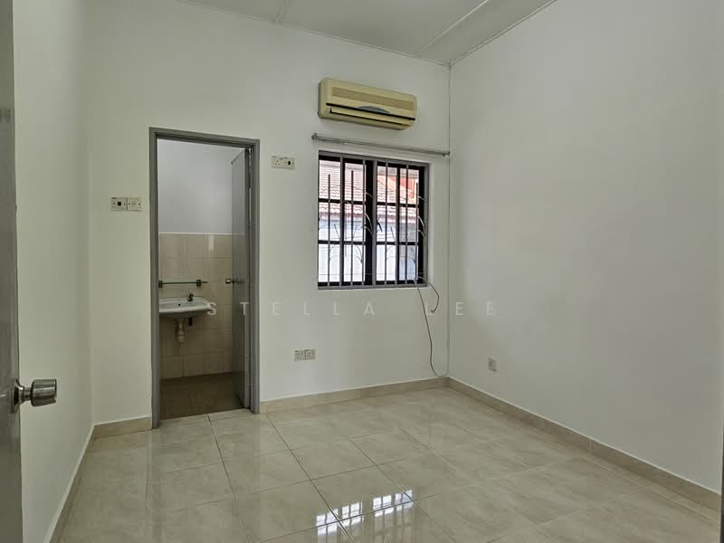 Rumah Teres untuk Dijual di Bandar Mahkota Cheras (Cheras) - Stella Lee - Interior - PropertyGuru.com.my