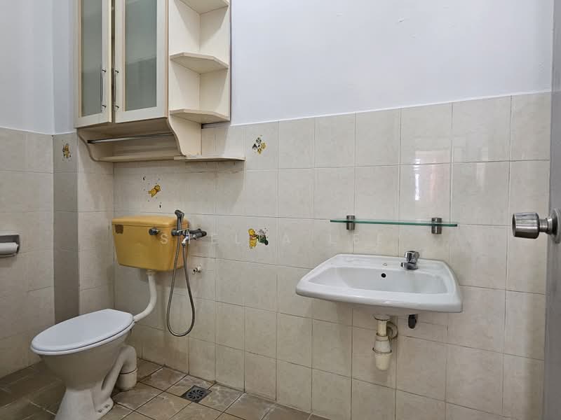 Rumah Teres untuk Dijual di Bandar Mahkota Cheras (Cheras) - Stella Lee - Bathroom - PropertyGuru.com.my