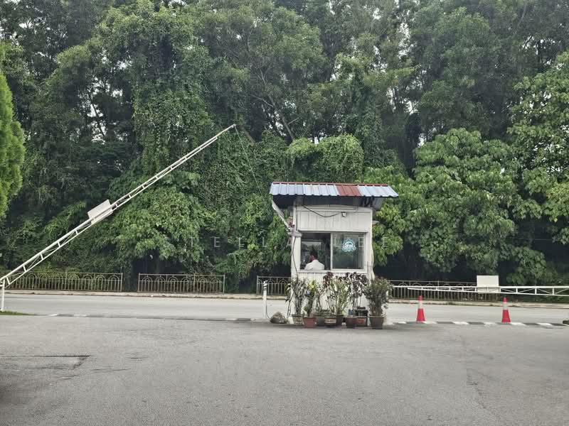 Rumah Teres untuk Dijual di Bandar Mahkota Cheras (Cheras) - Stella Lee - Exterior - PropertyGuru.com.my