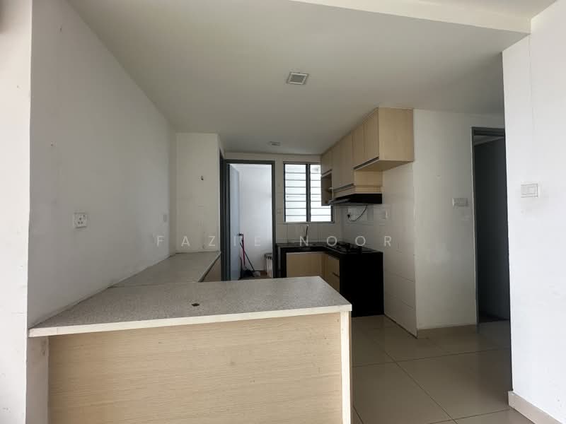 Kondominium untuk Dijual di Suasana Lumayan - Fazie Noor - Kitchen - PropertyGuru.com.my