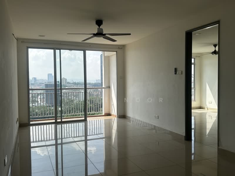 Kondominium untuk Dijual di Suasana Lumayan - Fazie Noor - Living Room - PropertyGuru.com.my
