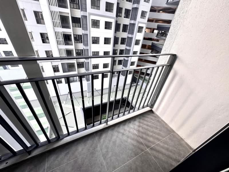 Service Residence for Rent at Jernih Residence - NUZULHAKIMI . - Balcony - PropertyGuru.com.my