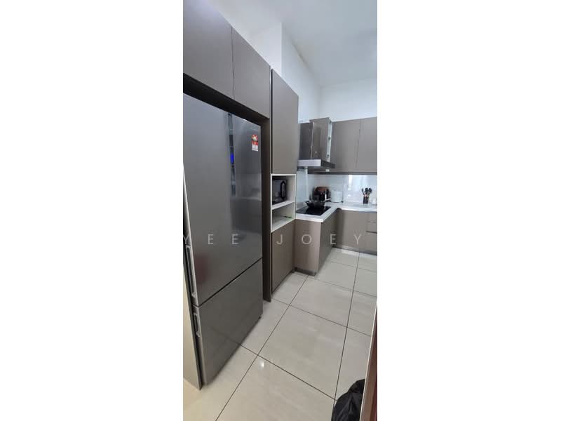 Condominium for Rent at Queens Residences Q2 @ Queens Waterfront - Yee Joey - Kitchen - PropertyGuru.com.my