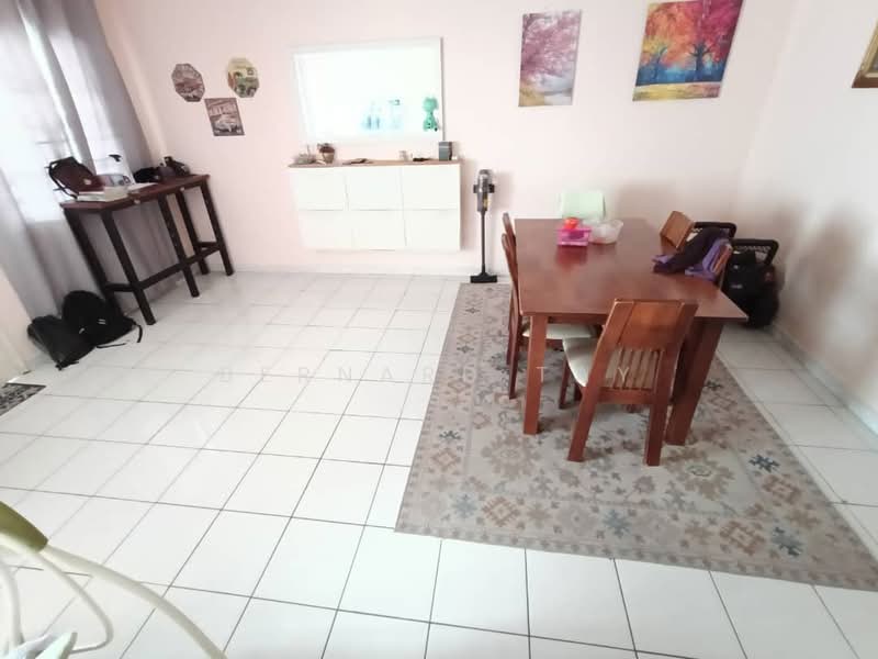 2-storey Terraced House for Sale in Usj 1 (Subang Jaya) - Bernard Tay - Dining Room - PropertyGuru.com.my