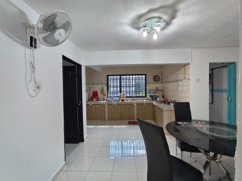 2-storey Terraced House for Sale in Taman Megah Ria (Masai) - John Sia - Kitchen - PropertyGuru.com.my