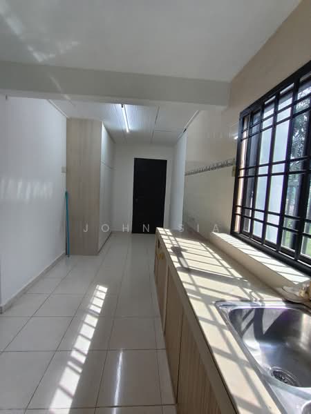 2-storey Terraced House for Sale in Taman Megah Ria (Masai) - John Sia - Kitchen - PropertyGuru.com.my