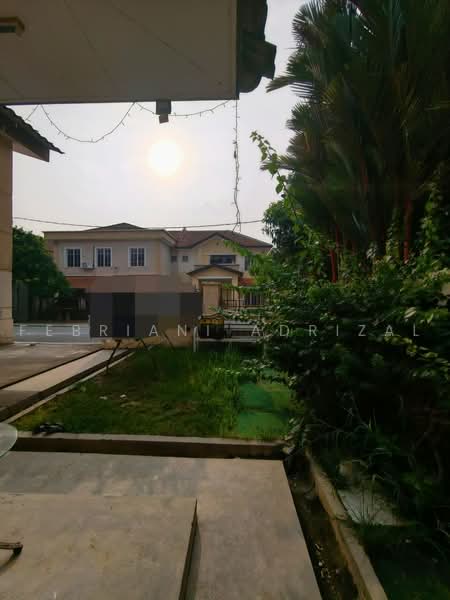 Rumah Kluster untuk Dijual di Bandar Bukit Mahkota (Bangi) - Febriani Adrizal - Exterior - PropertyGuru.com.my