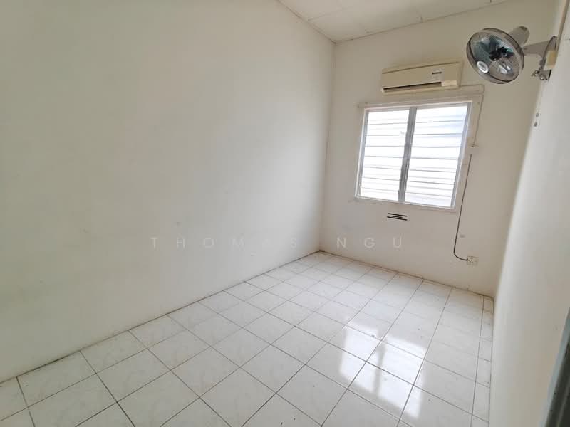 2-storey Terraced House for Sale in Taman Puncak Jalil (Seri Kembangan) - Thomas Ngu - Interior - PropertyGuru.com.my