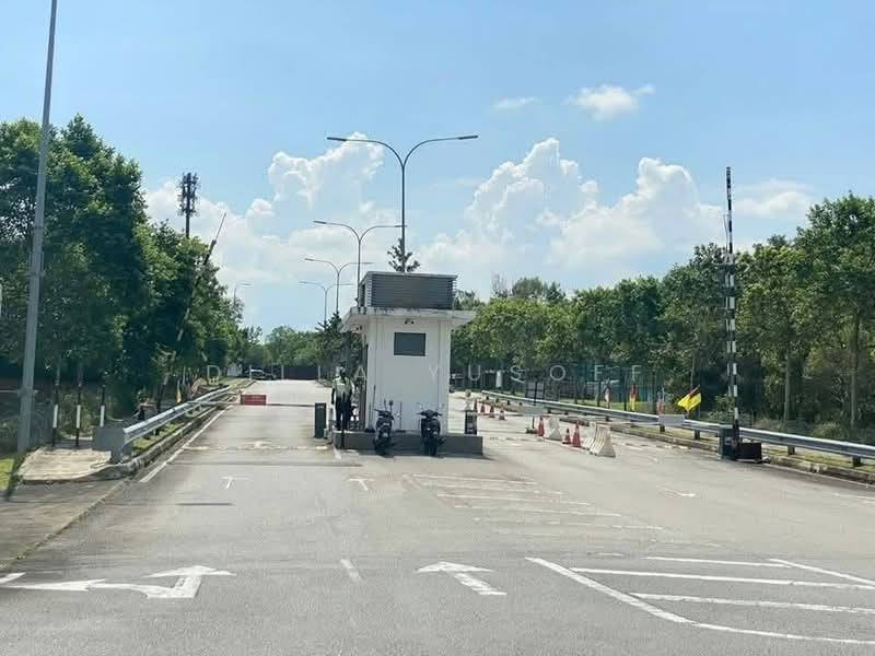 2-storey Terraced House for Sale in Bandar Ainsdale (Seremban) - DILLA YUSOFF - Exterior - PropertyGuru.com.my