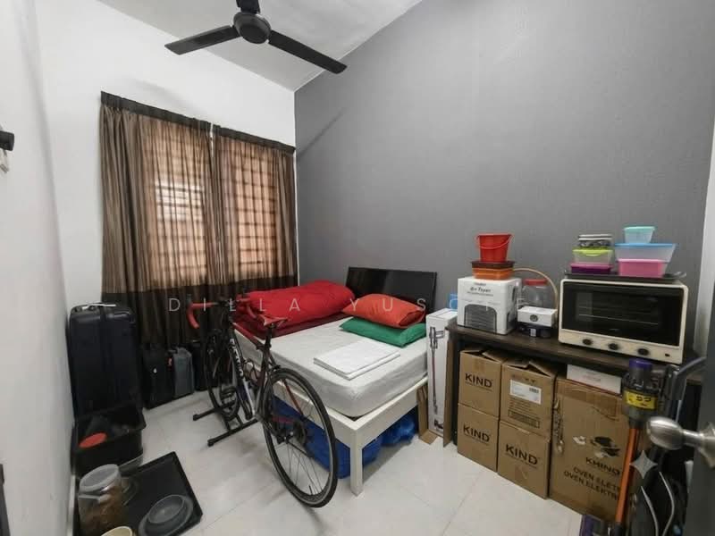 2-storey Terraced House for Sale in Bandar Ainsdale (Seremban) - DILLA YUSOFF - Bedroom - PropertyGuru.com.my