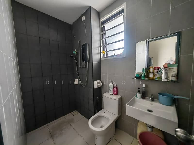 2-storey Terraced House for Sale in Bandar Ainsdale (Seremban) - DILLA YUSOFF - Bathroom - PropertyGuru.com.my
