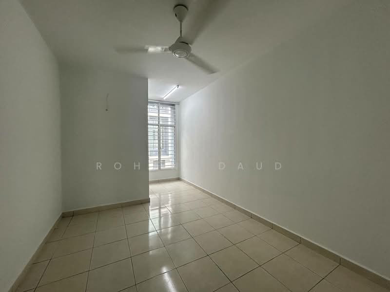 3-storey Terraced House for Sale in Taman Bangi Avenue (Bangi) - Rohani Daud - Interior - PropertyGuru.com.my