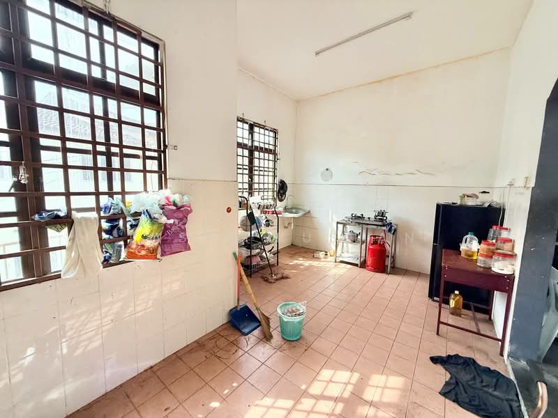 Rumah Teres 2-Tingkat untuk Dijual di Taman Sri Damar (Mantin) - Tasya Ruslan - PropertyGuru.com.my