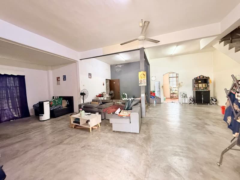 Rumah Teres 2-Tingkat untuk Dijual di Taman Sri Damar (Mantin) - Tasya Ruslan - PropertyGuru.com.my