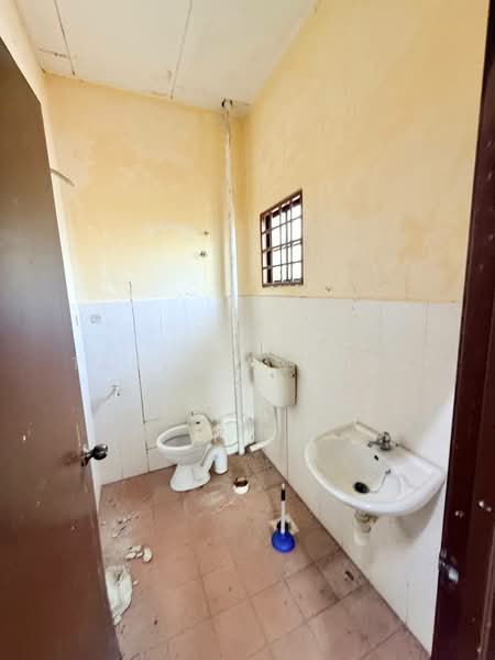Rumah Teres 2-Tingkat untuk Dijual di Taman Sri Damar (Mantin) - Tasya Ruslan - PropertyGuru.com.my