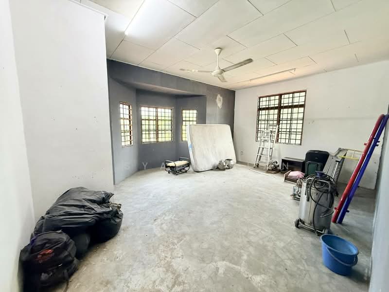 Rumah Teres 2-Tingkat untuk Dijual di Taman Sri Damar (Mantin) - Tasya Ruslan - PropertyGuru.com.my