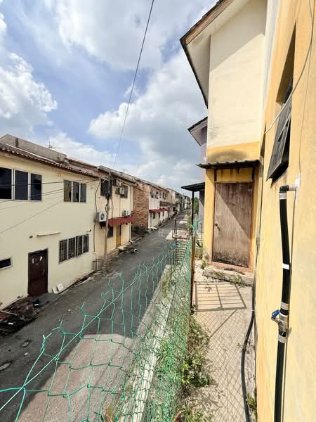 Rumah Teres 2-Tingkat untuk Dijual di Taman Sri Damar (Mantin) - Tasya Ruslan - PropertyGuru.com.my
