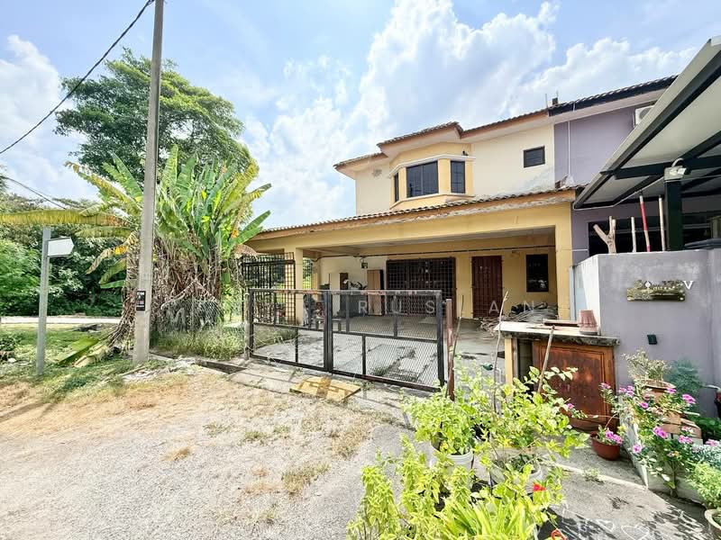 Rumah Teres 2-Tingkat untuk Dijual di Taman Sri Damar (Mantin) - Tasya Ruslan - PropertyGuru.com.my
