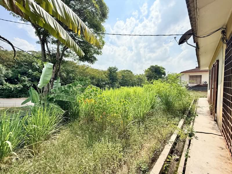 Rumah Teres 2-Tingkat untuk Dijual di Taman Sri Damar (Mantin) - Tasya Ruslan - PropertyGuru.com.my