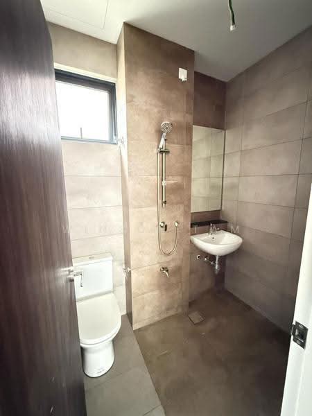 Terraced House for Sale in Sungai Buloh (Selangor) - Winson Tam - Bathroom - PropertyGuru.com.my