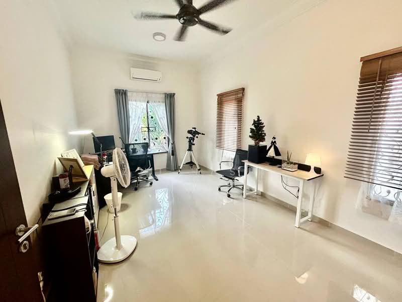 Bungalow House for Sale in Seksyen 1 Bandar Baru Bangi (Bandar Baru Bangi) - Zul Hasif - PropertyGuru.com.my