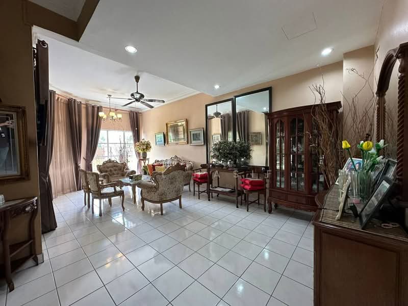 2-storey Terraced House for Sale in Seksyen 1 Bandar Baru Bangi (Bandar Baru Bangi) - Zul Hasif - Living Room - PropertyGuru.com.my