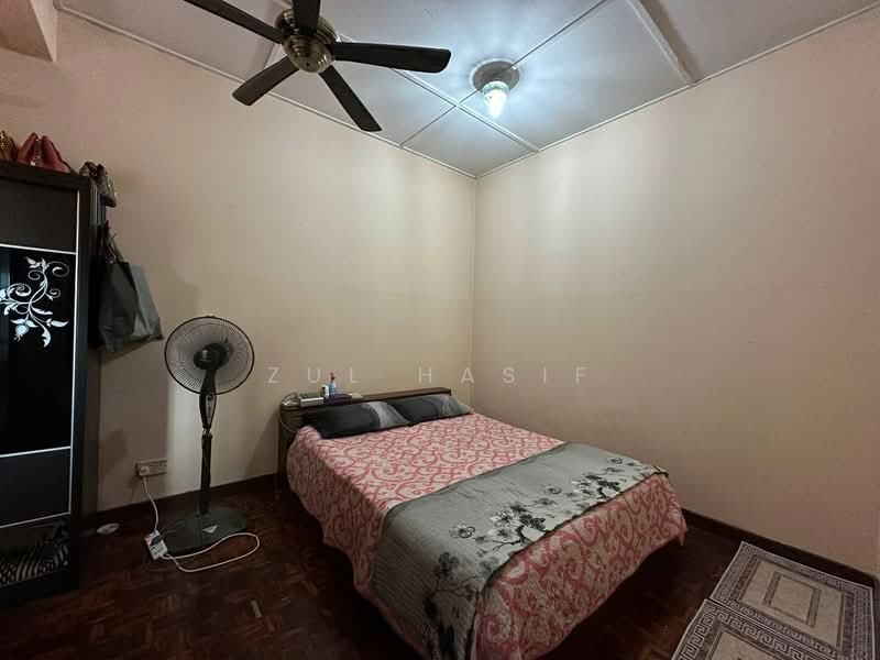 2-storey Terraced House for Sale in Seksyen 1 Bandar Baru Bangi (Bandar Baru Bangi) - Zul Hasif - Bedroom - PropertyGuru.com.my