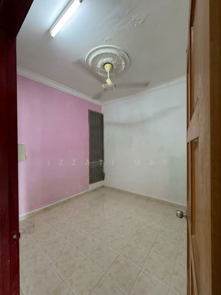 1-storey Terraced House for Sale in Tanah Merah (Kelantan) - Izzati Mat - Interior - PropertyGuru.com.my