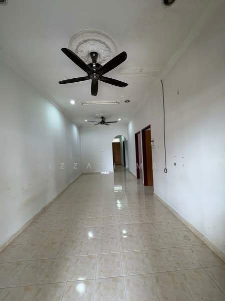 1-storey Terraced House for Sale in Tanah Merah (Kelantan) - Izzati Mat - Interior - PropertyGuru.com.my