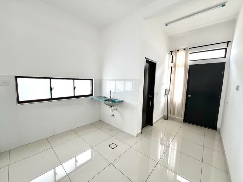 2-storey Terraced House for Sale in Alam Sari (Bangi) - Zul Hasif - Kitchen - PropertyGuru.com.my