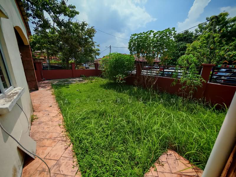 Semi-Detached House for Sale in Taman Sri Tanjung (Semenyih) - Tasya Ruslan - PropertyGuru.com.my