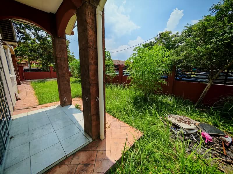 Semi-Detached House for Sale in Taman Sri Tanjung (Semenyih) - Tasya Ruslan - PropertyGuru.com.my