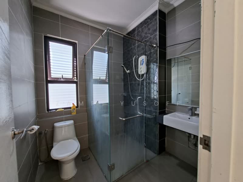 2-storey Terraced House for Rent in Alam Nusantara (Setia Alam) - Zamri Yusoff - Bathroom - PropertyGuru.com.my